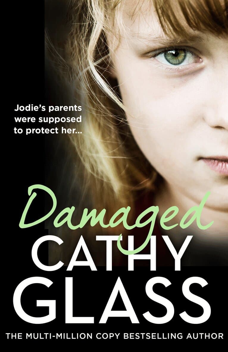 Omslag till boken Damaged av Cathy Glass