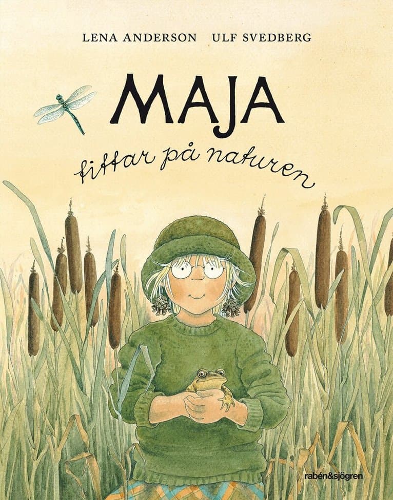 Maja tittar på naturen