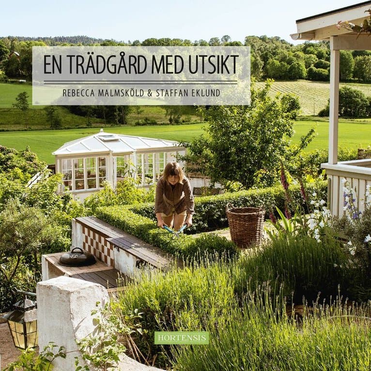 En trädgård med utsikt