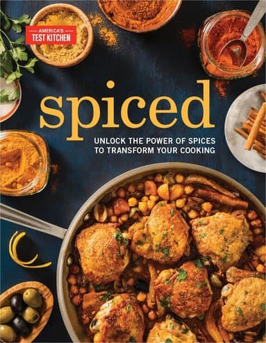 Omslag till boken Spiced av America's Test Kitchen
